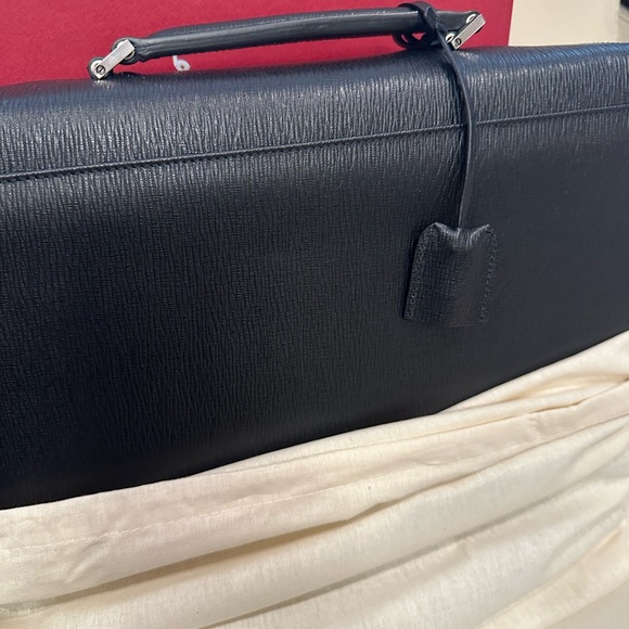 ****** BRAND NEW!!! SALVATORE FERRAGAMO briefcase - Picture 4 of 16